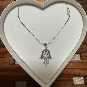 NWT Magnolia Silver Jewelry Silver Hamsa Pendant Necklace, 16” long classic